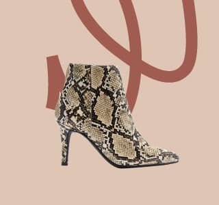 Botines con tacón para mujer. Descubre más modelos en tu tienda más cercana.